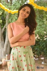 Ruhani Sharma New Photos